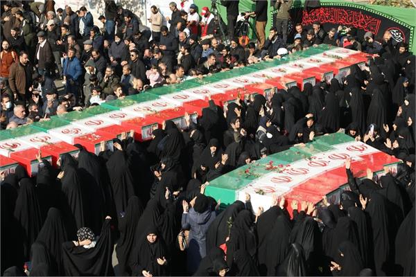 وداع با پیکرهای مطهر ۱۰۰ شهید گمنام تازه تفحص شده در معراج شهدا  2