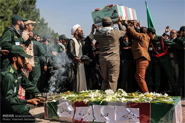 مراسم تشییع پیکر دو شهید گمنام در دانشکده شهید مطهری بسیج 18