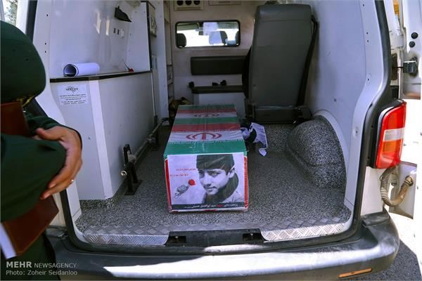 حضور خانواده شهید تازه شناسایی شهید سید ابوالفضل شیخ زاده در استان قم 5