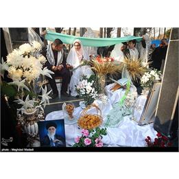 آغاز زندگی متفاوت زوجهای جوان در جوار «مزار شهید گمنام»+ عکس