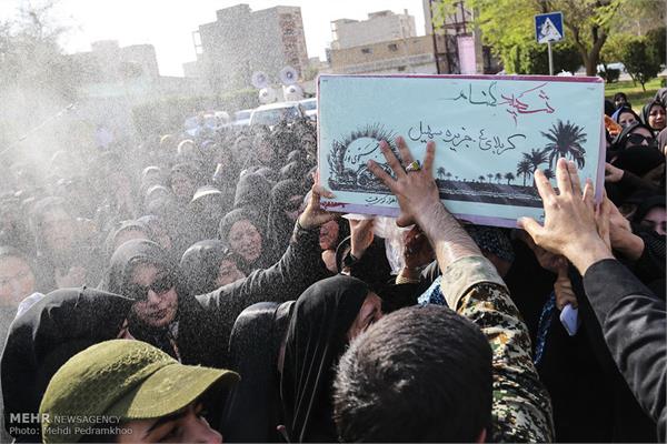 مراسم تشییع و تدفین دو شهید گمنام در اهواز 12