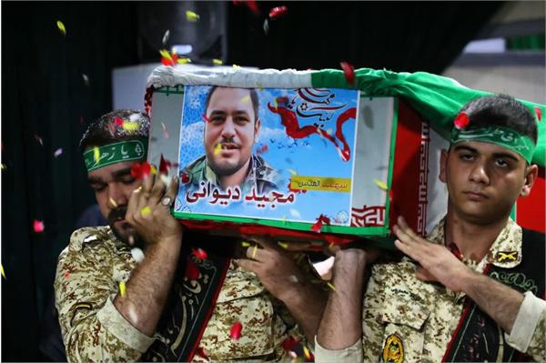 وداع با پیکر مطهر شهیدالقدس مجید دیوانی - 13 مهر 1403 8