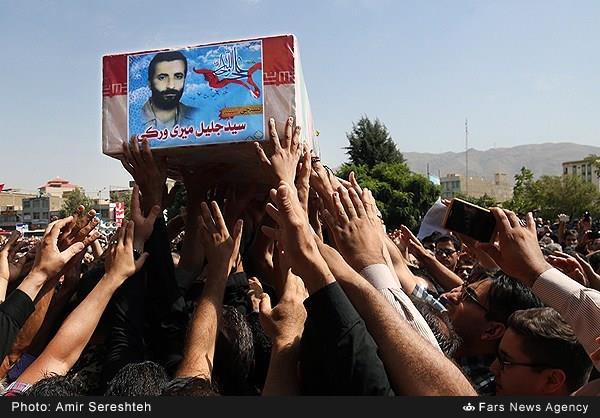 تشییع پیکر مطهر شهید غواص سیدجلیل میری‌ورکی 16