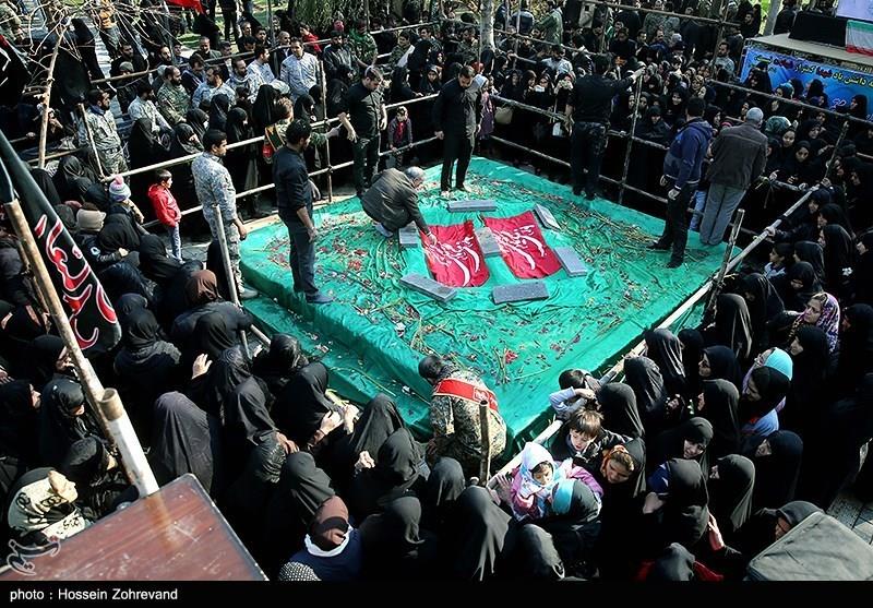 تشییع دو شهید گمنام در محله خراسان تهران 1