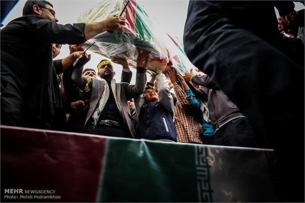 مراسم تشییع و تدفین دو شهید گمنام در دانشگاه پیام نور مرکز اهواز 9