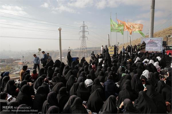 کوه‌پیمایی دانشجویان خواهر بسیجی در کهف‌الشهداء 21