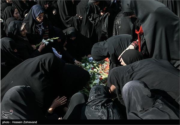 تشییع پیکر دو شهید گمنام در دانشگاه علوم پزشکی بقیه الله 8