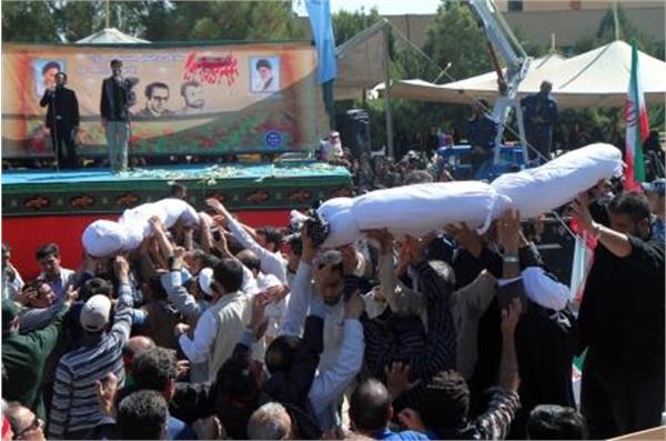 تشییع و خاکسپاری دو شهید گمنام در صنایع هواپیماسازی ایران(هسا) اصفهان