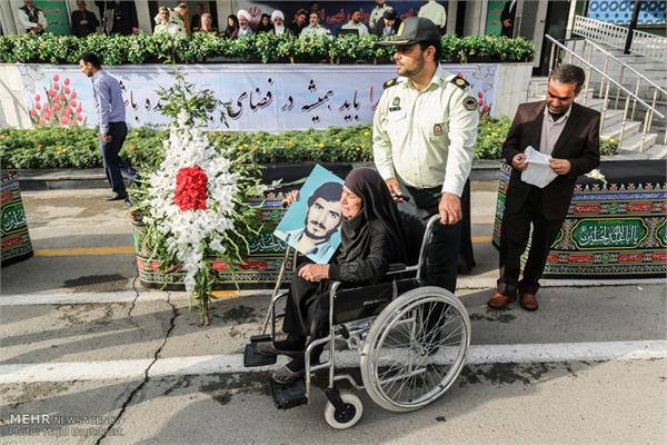 تشییع پیکر سه شهید تازه تفحص شده نیروی انتظامی 15