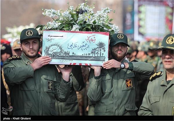 تشییع پیکر شهدای گمنام در تبریز 12