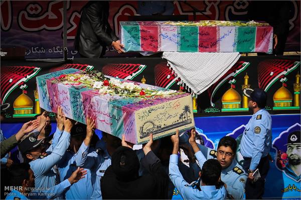 مراسم تشییع پیکر دو شهید گمنام در شهرک آسمان 22