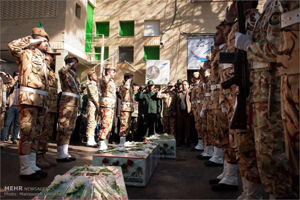 تشییع شهید گمنام در دانشگاه فنی دختران شاهرود‎ 5