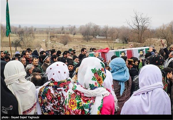 تشییع پیکر شهید دفاع مقدس الماس بیرامی - اردبیل 7