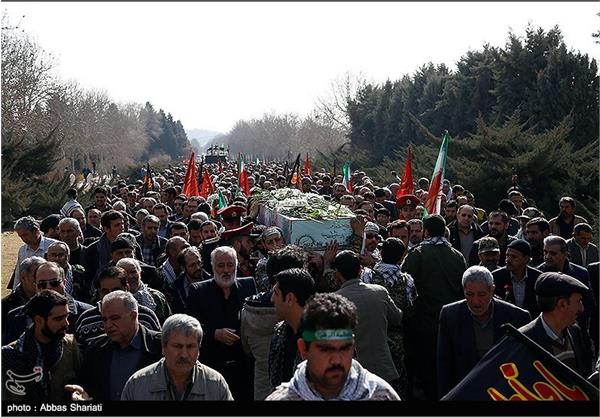 تشییع پیکر شهید گمنام ۱۸ساله - البرز 21