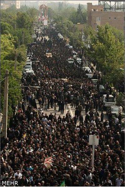 تشییع و خاکسپاری شهدای گمنام در شهرک کیانشهر تهران