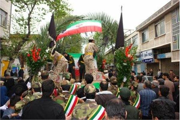 تشییع و خاکسپاری شهدای گمنام در دانشگاه آزاد لاهیجان