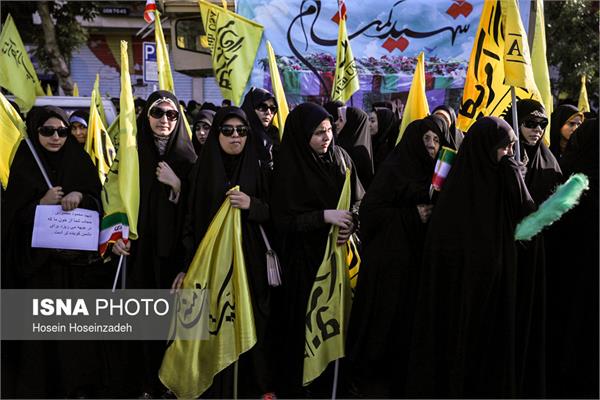 تشییع پیکر ۱۹شهید گمنام دفاع مقدس و یک شهید مدافع حرم در مشهد 1