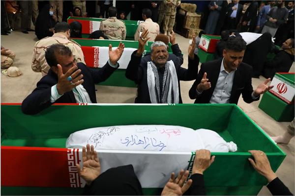 وداع با پیکر ۹ شهید مرزبان تازه تفحص شده در معراج شهدا - 4 بهمن 1403 10