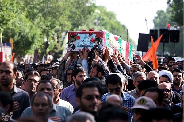 تشییع و خاکسپاری شهید گمنام در استان یزد 8