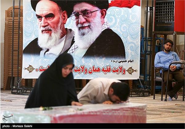 مراسم وداع با پیکر شهدای احراز هویت شده در اصفهان 18