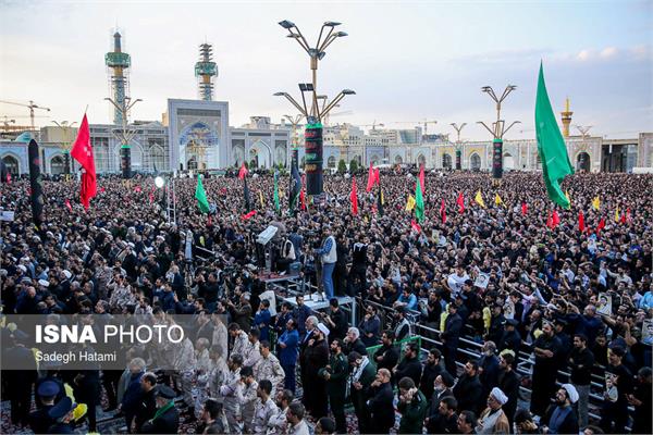 مراسم وداع با پیکر مطهر شهید محسن حججی - حرم مطهر رضوی 18