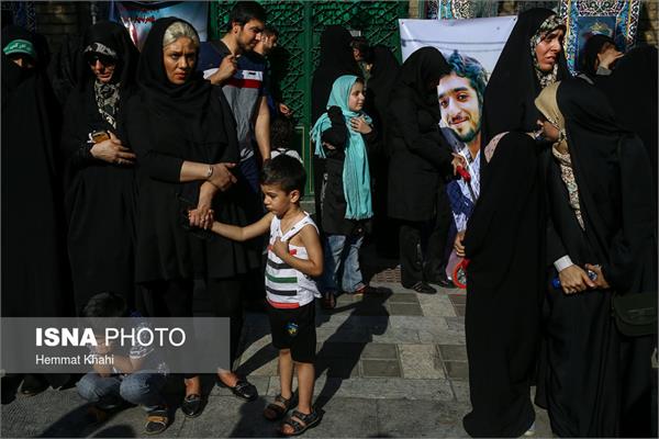 تشییع پیکر دو شهید گمنام در بوستان شقایق - خانی‌آباد تهران 8