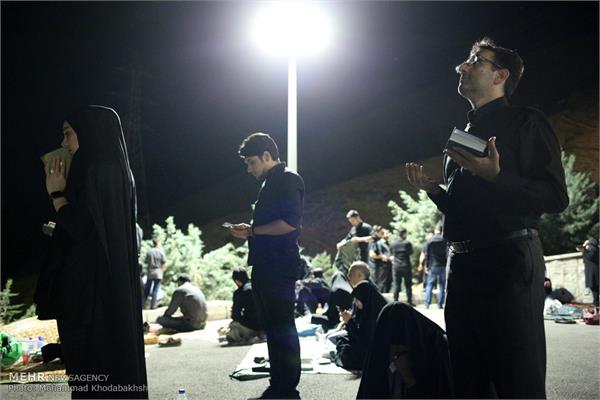 مراسم احیای شب بیست و یکم ماه رمضان در کهف الشهدا 22