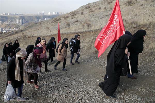 کوه‌پیمایی دانشجویان خواهر بسیجی در کهف‌الشهداء 1