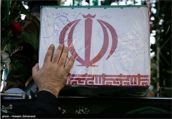 تشییع پیکر دو شهید گمنام در دانشگاه علوم پزشکی بقیه الله 33