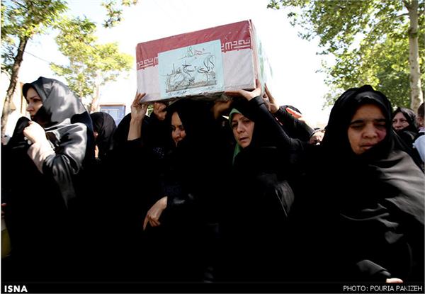 تشییع و خاکسپاری دو شهید گمنام در استان همدان 15