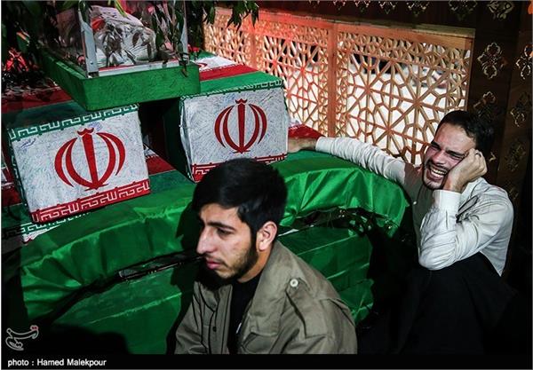 وداع با پیکر شهید مدافع حرم احمد اسماعیلی 13