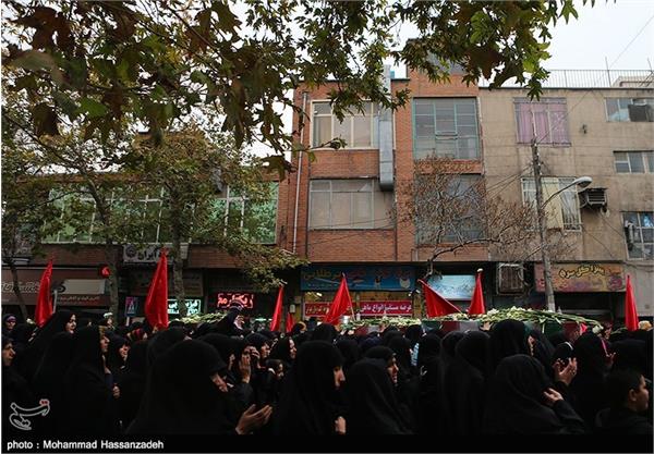 تشییع پیکر ۵ شهید گمنام دوران دفاع مقدس در تهران 5