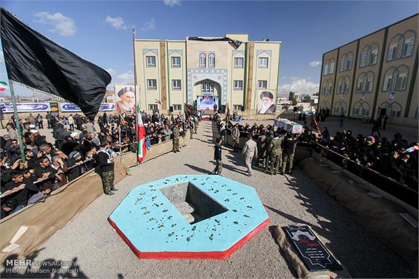 مراسم تشییع شهدای گمنام در سالروز شهادت حضرت زهرا(س) در بیرجند 9