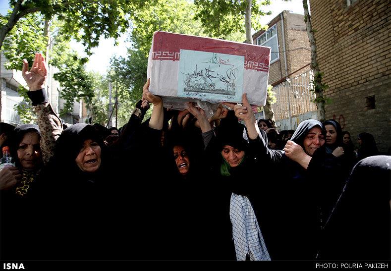 تشییع و خاکسپاری دو شهید گمنام در استان همدان 1