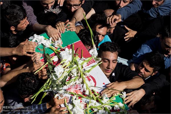 آئین تشییع و تدفین پیکر مطهر شهید غواص در نازی آباد تهران 5