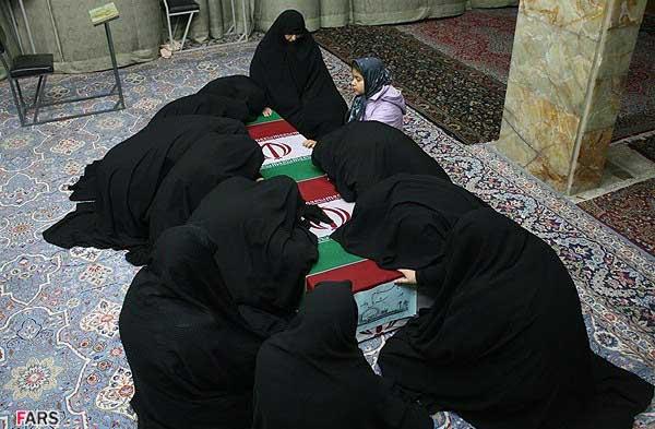 تشییع پیکر دو شهید گمنام و شهید 'محمدحسین گلبخشی منشادی" در یزد