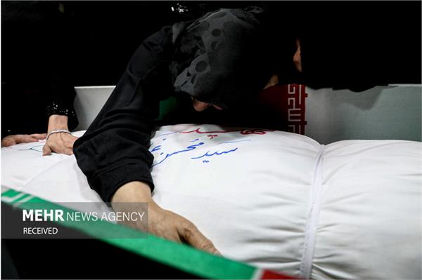 وداع با پیکر مطهر شهید تازه شناسایی شده سید محسن غریبیان - 29 مرداد 1403 15