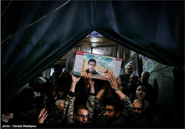 مراسم تشییع پیکر شهید محمدسعید محققی 10