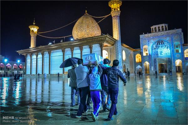 تشییع پیکر پاک ۲۴ شهید گمنام در شیراز 25