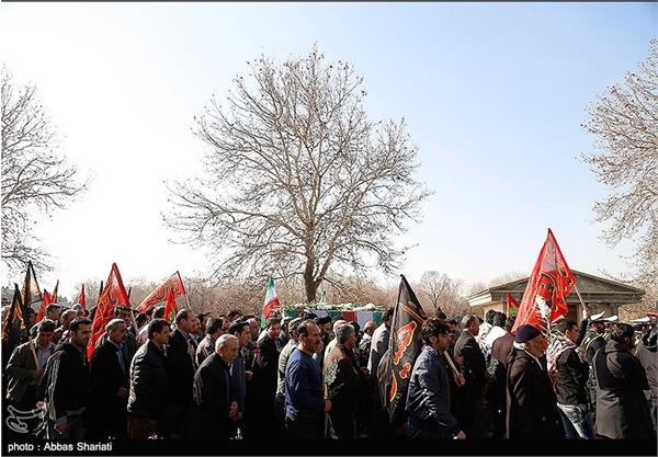 تشییع پیکر شهید گمنام ۱۸ساله - البرز 12