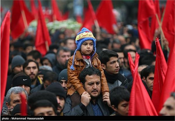 تشییع پیکر ۵ شهید گمنام دوران دفاع مقدس در تهران 12