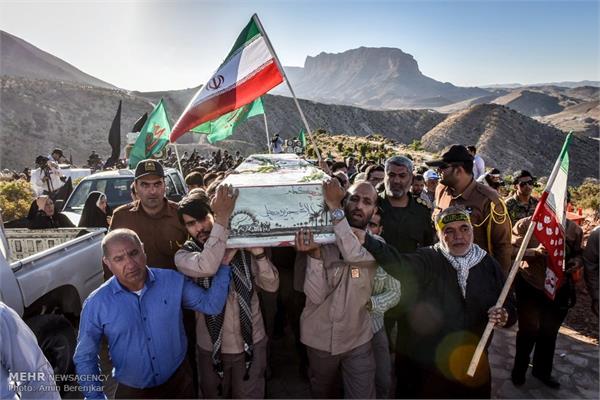 تشییع پیکر شهید گمنام در پارک کوهستانی دراک شیراز 13