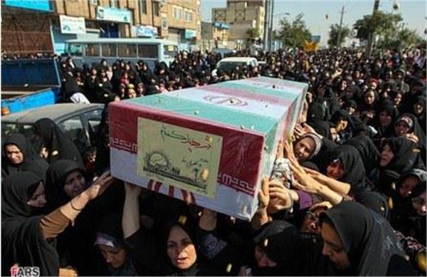 تشییع و خاکسپاری دو شهید گمنام در شهر اقبالیه قزوین