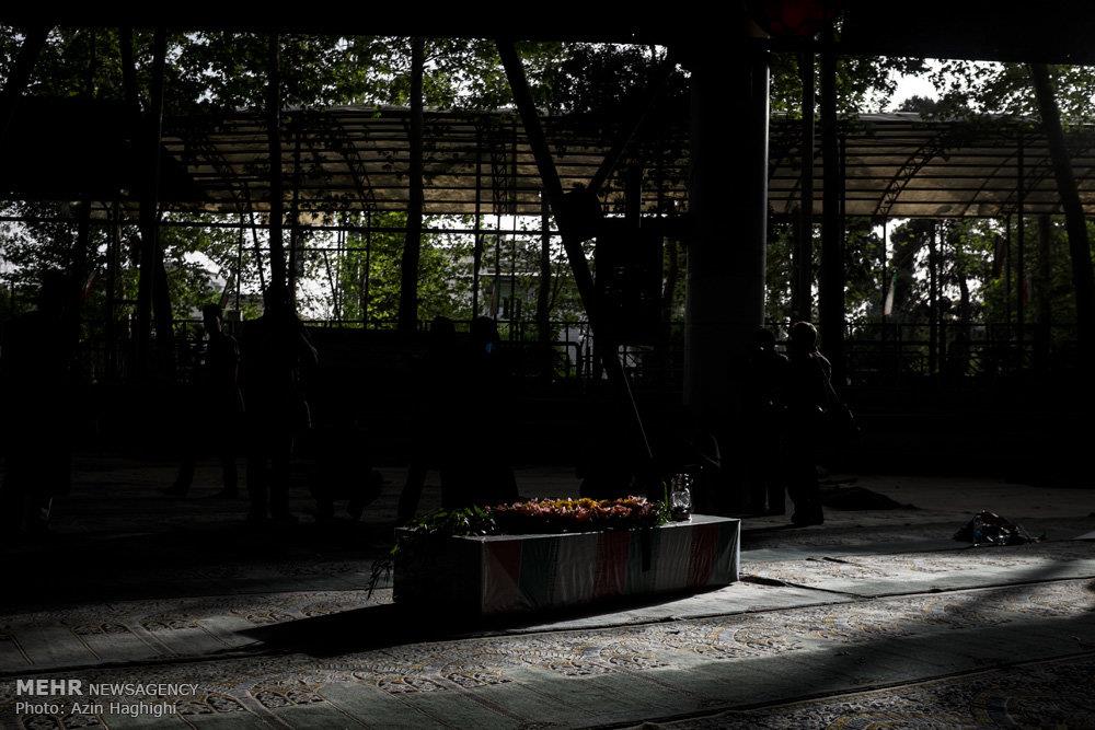 مراسم وداع با شهدای غواص و خط شکن در دانشگاه تهران 1