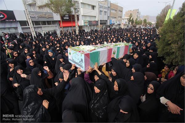 تشییع شهدای گمنام در بیرجند 12