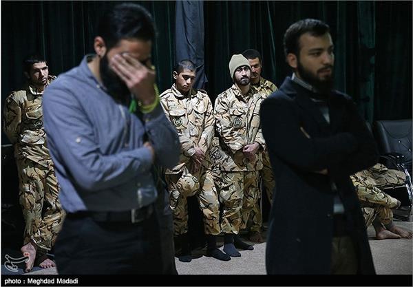 دیدار خانواده شهید کنی با پیکر فرزندشان پس از ۳۲ سال