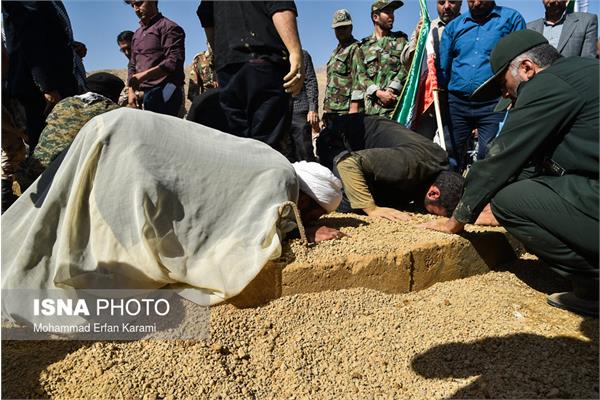 تشییع پیکر شهدای گمنام در میانراهان و گناباد و نیشابور 12