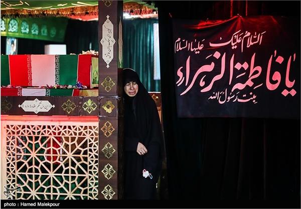 دیدار خانواده شهید تازه تفحص شده مهدی سیفی با پیکر وی 21