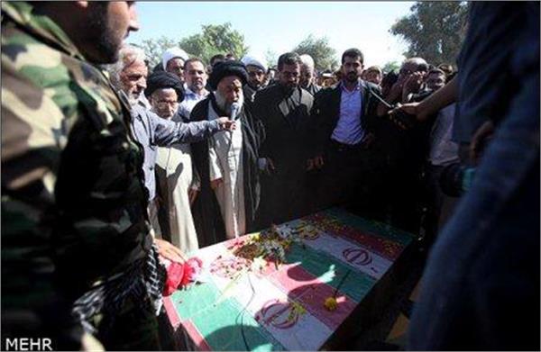 تشییع  و خاکسپاری شهدای گمنام در اهواز