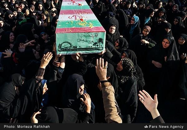 تشییع پیکر دو شهید گمنام در رشت 12